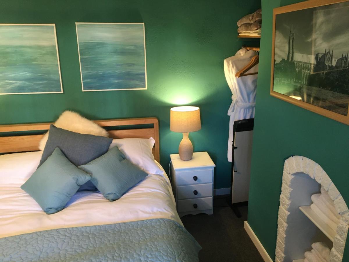 בברלי Bright Moments Holiday Home מראה חיצוני תמונה